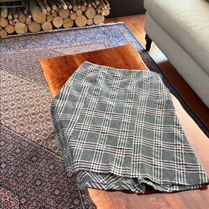Classiques Entier Gray Plaid Pencil Skirt